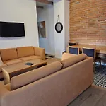 Aurelius 3*