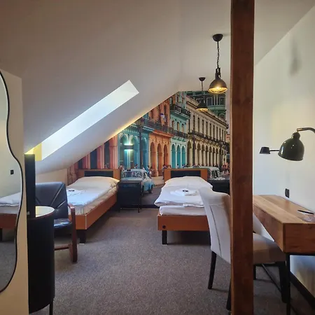 Aurelius 3*