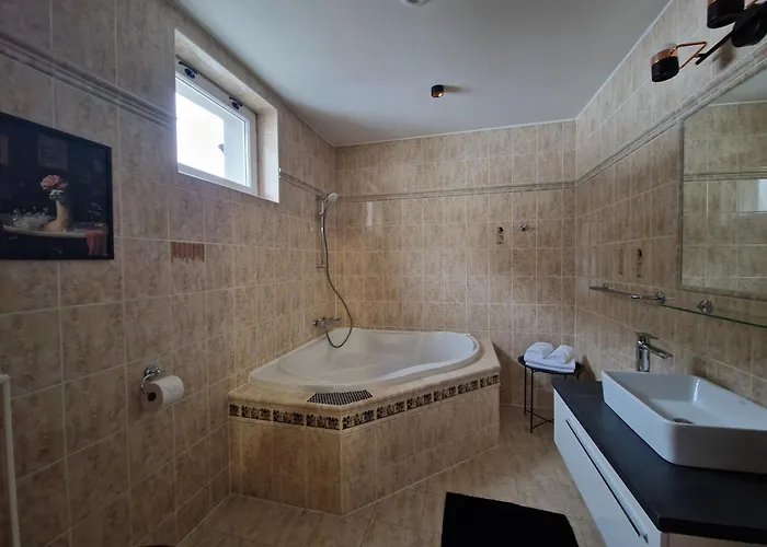 Aurelius 3*